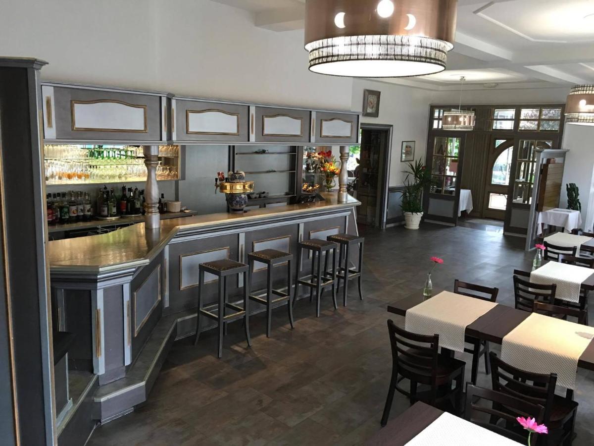 Hotel Restaurant Le Bristol Niederbronn-les-Bains Ngoại thất bức ảnh